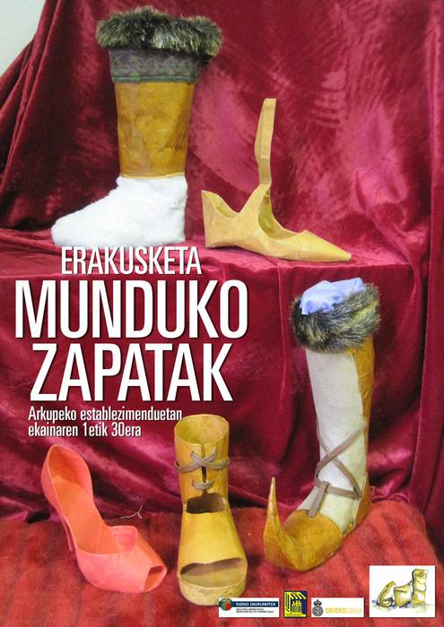 Zapata erakusketa jarri dute Arkupeko dendariek beren establezimenduetan