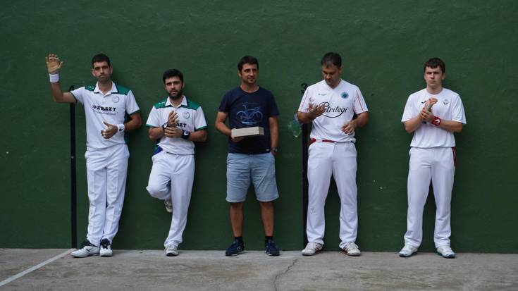 Bidezabal-Gurutzealde eta Escudero-Urruzola bikoteak Zaporra memorialaren finalerdietara