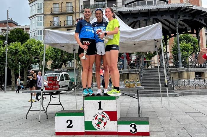 Jone Zabaletak 5 kilometroko Euskadiko Txapelketa irabazi du Irunen