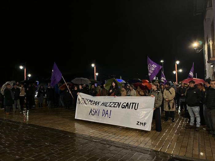 Barakaldoko hilketa matxista gaitzetsi dute Zumaian