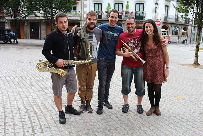 Skandalue elektrotxarangak bhar emango du bere azken kontzertua