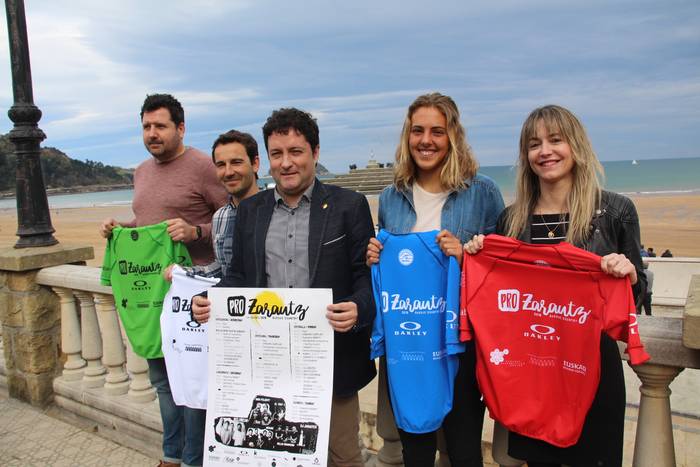 Irudietan: Pro Zarautz 2018ko aurkezpena