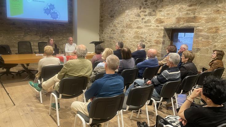 UEMAren bilakaeraren eta egitekoen berri eman du Miren Segurolak