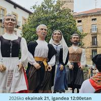 Buztintxuriko erraldoien kalejira