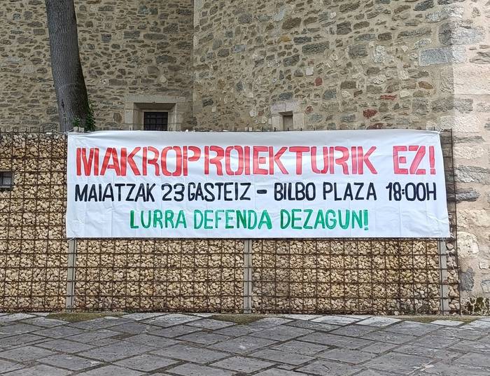'Makroproiekturik ez!' lelopean, manifestazioa hilaren 23an Gasteizen