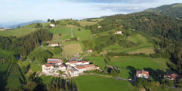 Aiako Udalak lau milioi euroko udal aurrekontua izango du 2026an, laurdena pasa inbertsioetarako