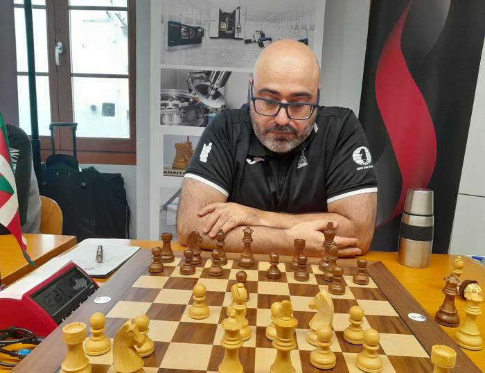 Jorge Domingo: "Jokaldi bakoitza aztertzea gustatzen zait"