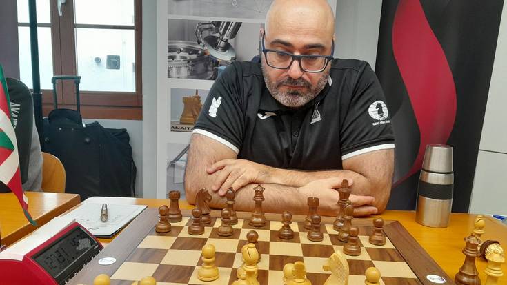 Jorge Domingo: "Jokaldi bakoitza aztertzea gustatzen zait"