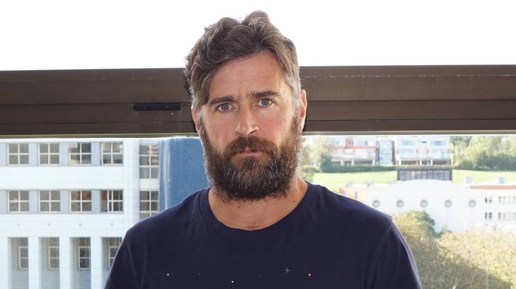 Salgai dago dagoeneko Imanol Ulaciaren 'El mundo' liburua