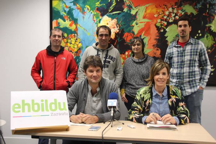 Zarauzko EH Bildu: "Urtebete galdu dugu aurrerapauso nabarmenik eman gabe"