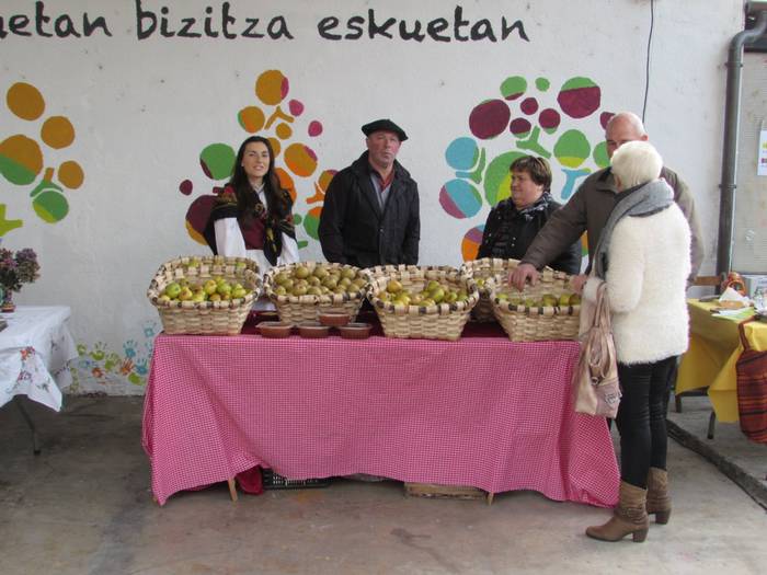 Azokarekin bukatu da Errezilgo Errezil Sagarraren Astea