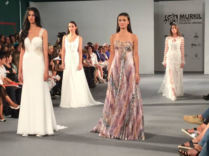 Moda desfilea eta Pop Up azoka izango dira asteburuan Zarautzen