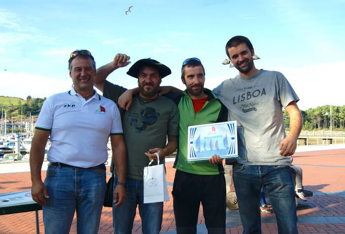 Mastabakarra belaontziak irabazi du Olarru Cup 2015 txapelketa