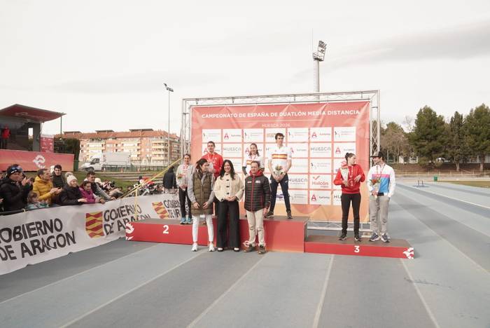 Hirugarren izan da Helene Alberdi distantzia erdiko Espainiako duatloi txapelketan