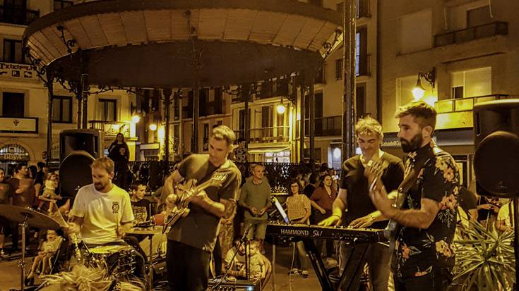 Soul eta funk doinuek hartu zuten atzo Musika Plaza