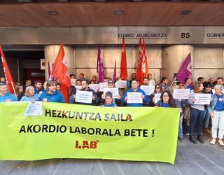 Itxialdiak egingo dituzte asteazken iluntzean eskualdeko ikastoletan