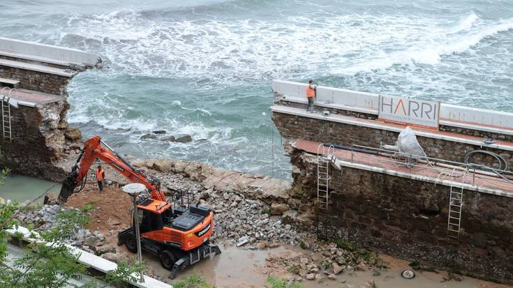 Hasi dituzte moila konpontzeko lanak