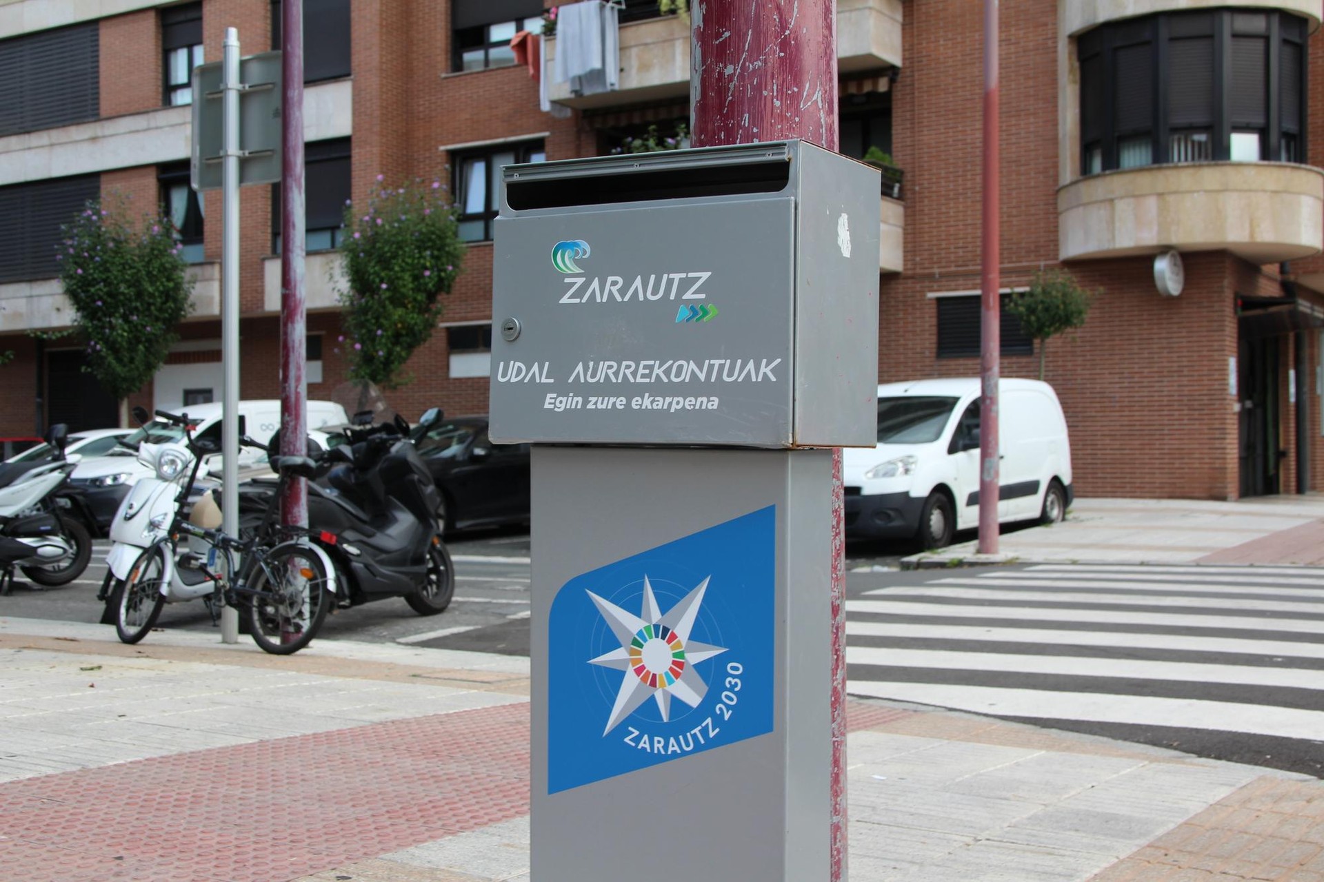 Auzoz auzoko beste bi saio datorren astean, aurrekontuez hitz egiteko