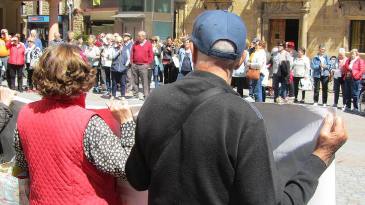 "Hautagaiei eskatuko diegu pentsio duinen alde egiteko, guretzat eta ondorengoentzat"