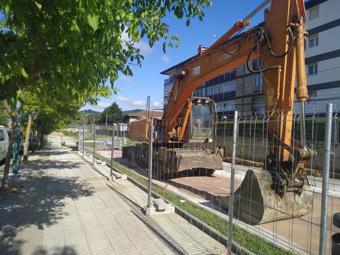 Iñurritzako tren geralekuko obrak birplanteatzeko eskatu dio EH Bilduk ETSri