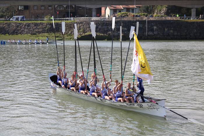 Hondarribia eta Donostia Arraun Lagunak nagusitu dira Oriaren 27. Jaitsieran