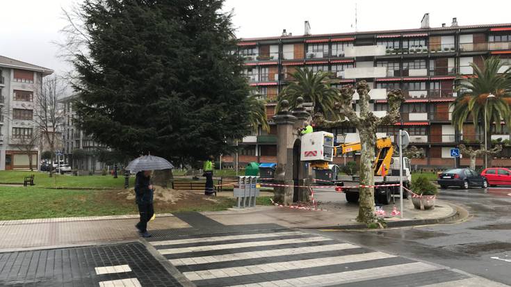 Gaztanenea Formakuntza Zentroko arkua eta malda txukuntzen ari da Udala