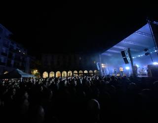 Añubek eta Trini Foxek girotu dute festen atariko lehen asteburua