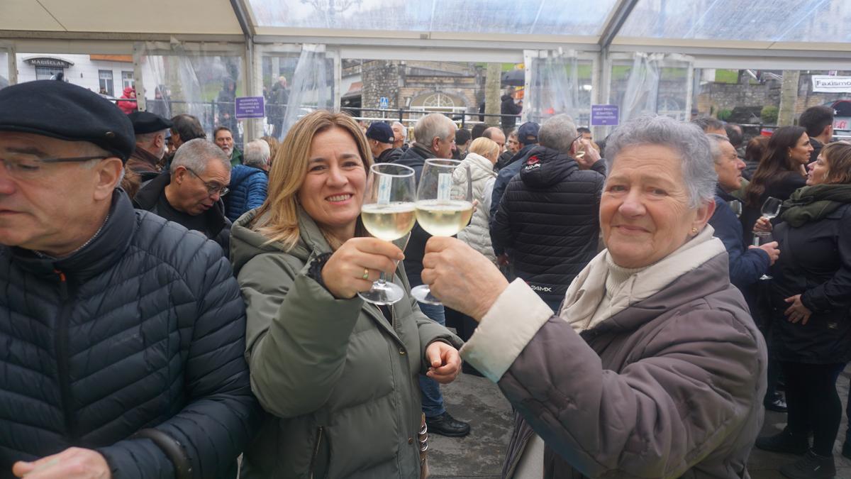 Getariako txakolina, txinparta betean