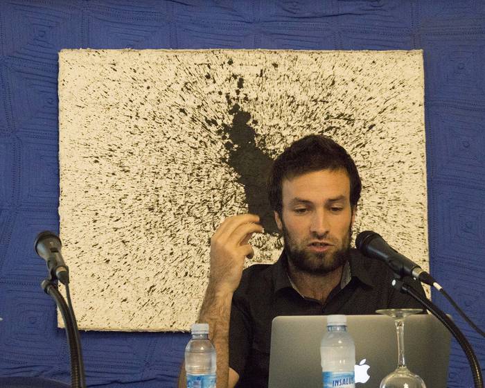 Andoni Olariaga: "Distopiaren eta erretrotopiaren artean bizi gara"