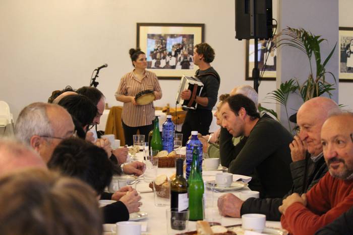 Santa Luzia egunez, festa giroa izango da nagusi Elosiagan