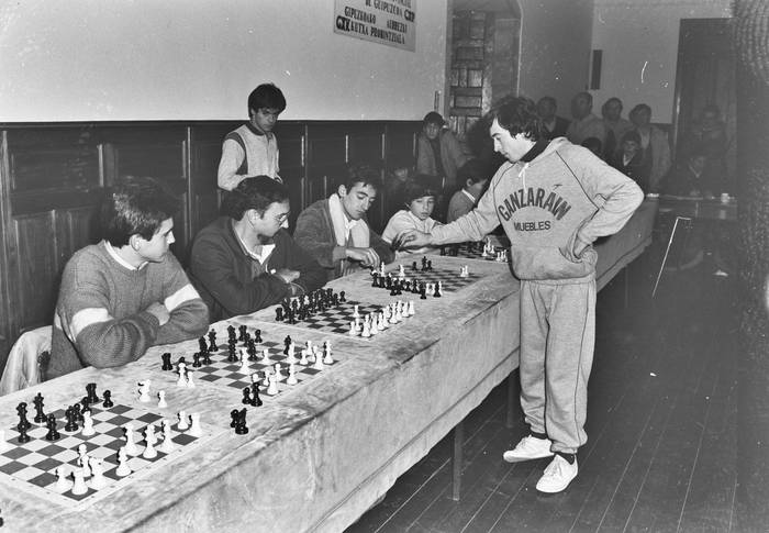 Jose Luis Larrañaga xake jokalaria omenduko dute zapatuan, Azkoitian