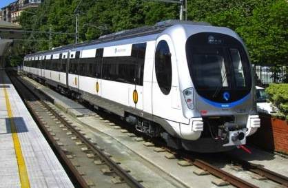 Normaltasunera itzuli da tren zerbitzua Zumaia eta Zarautz artean