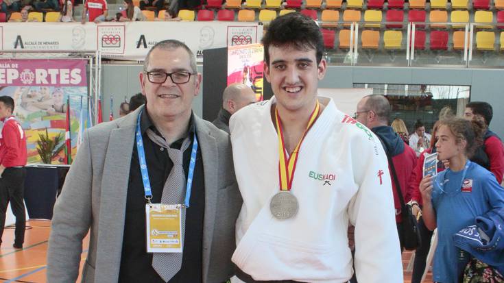 Eneko Eizagirrek zilarrezko domina lortu du Espainiako Judo txapelketan