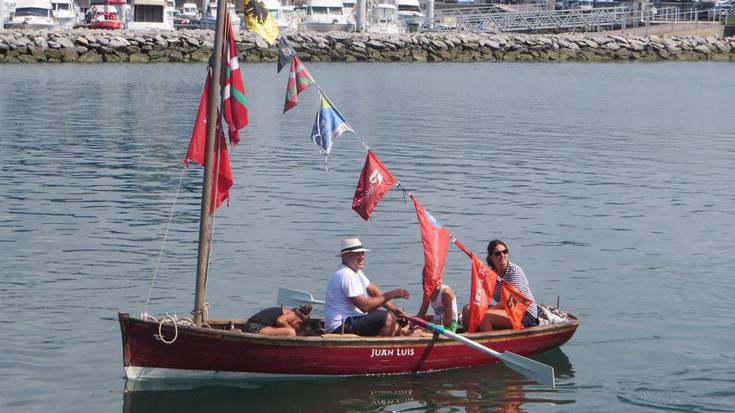 Berritutako zazpi ontzi jendaurrean erakutsi ditu Beduola elkarteak