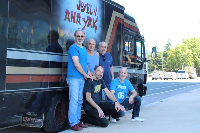 Joselu Anaiak taldeak kontzertua emango du bihar