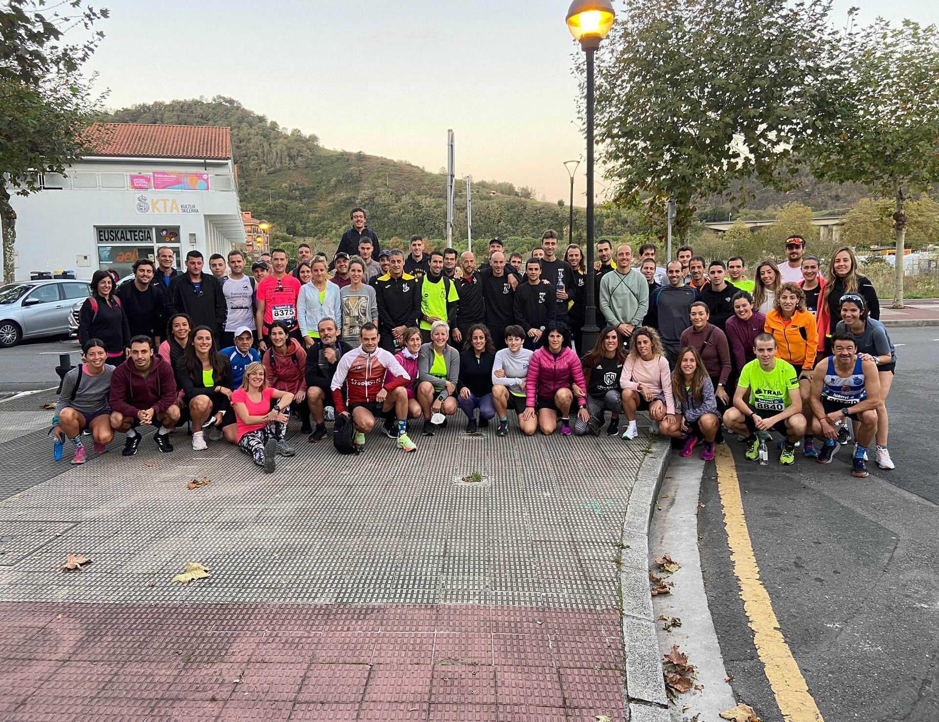 Behobia-Donostia lasterketara joateko autobusean leku gutxi batzuk geratzen dira