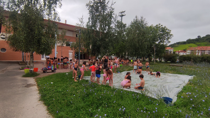 Zabalik da udaleku orokorretan eta udazaintza zerbitzuan izena emateko epea