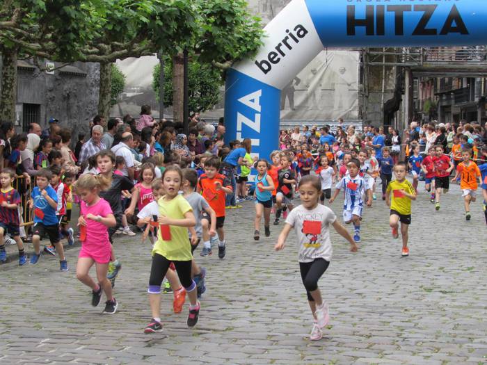 900 parte hartzaile inguru espero dituzte aurten ere XXXV. Ikaskirol Krosean