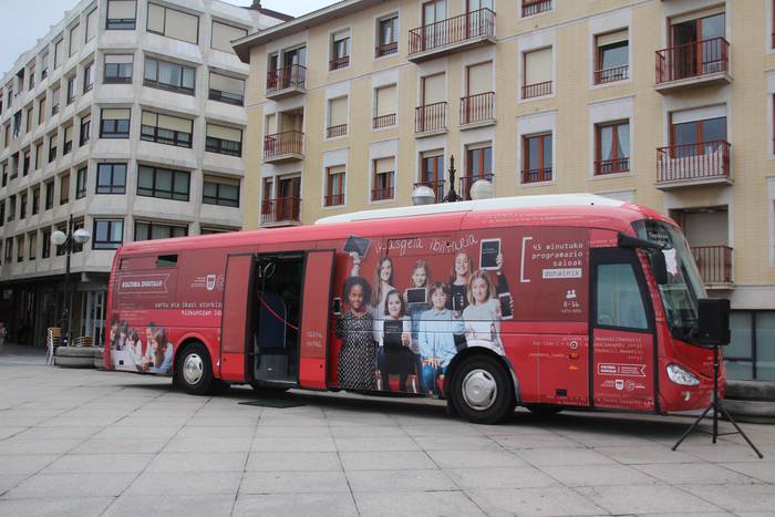 Ikasgela Ibiltaria iritsi da Zarautzera