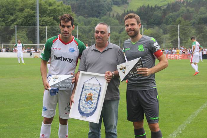ARGAZKI BILDUMA: Futbolaren festa, ZKEren 75. urteurreneko lehen ekitaldian