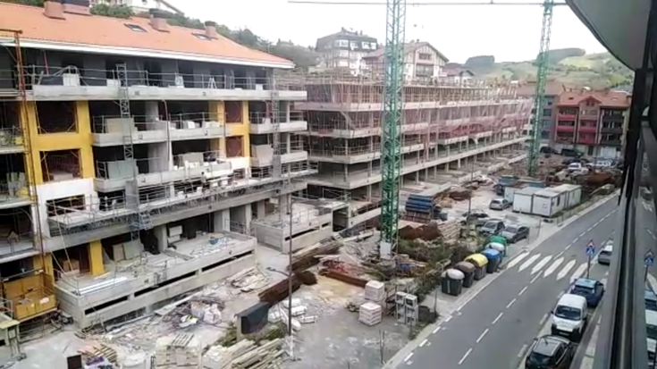 Langile batek lan istripua izan du Ardantzabideko obran