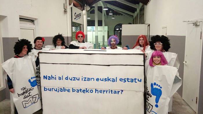 Herri galdeketarako sinadura bilketaren amaiera festa egingo dute