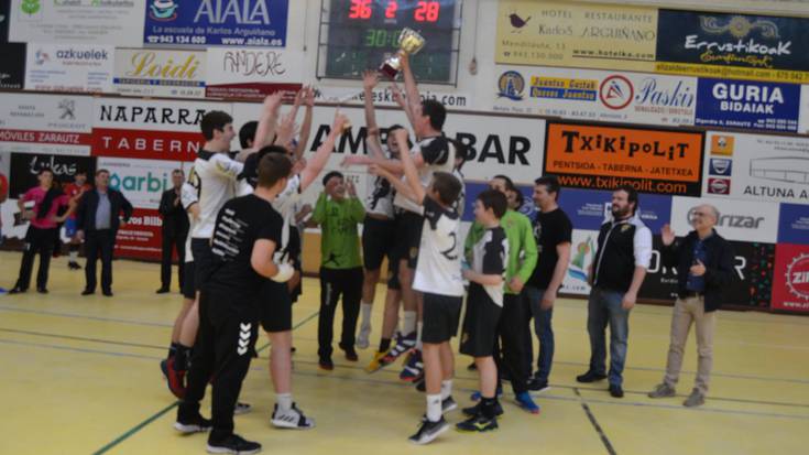 Eskubaloiko kadete mutilak, Euskadiko txapeldun