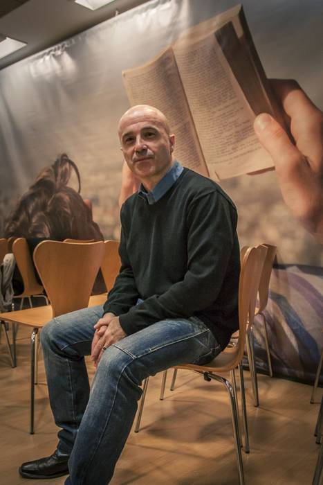 Kepa Murua: «Ez dut orria zuri uzteko beldurrik; lan eginez etortzen da inspirazioa»