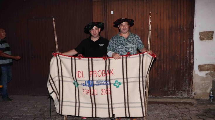 Isidro erretegiak irabazi ditu Lekuona idi sariketaren txapela eta manta