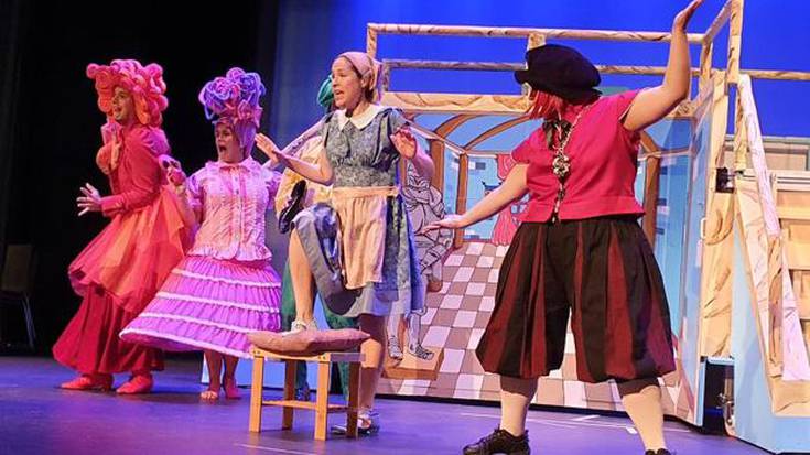 Salgai daude 'Mari Errauskin' haur antzerkirako sarrerak