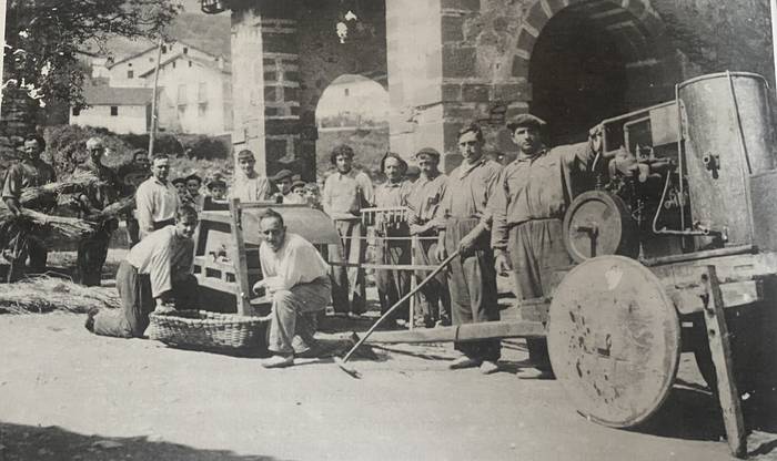 1920ko hamarkadan garia jotzeko makina 'Etxetxon'