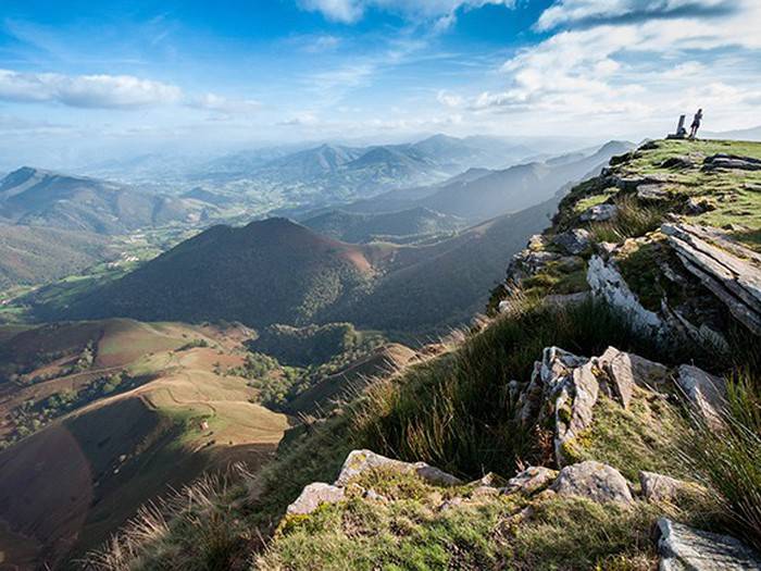 Iparlara joko du Indamendik asteburu honetan