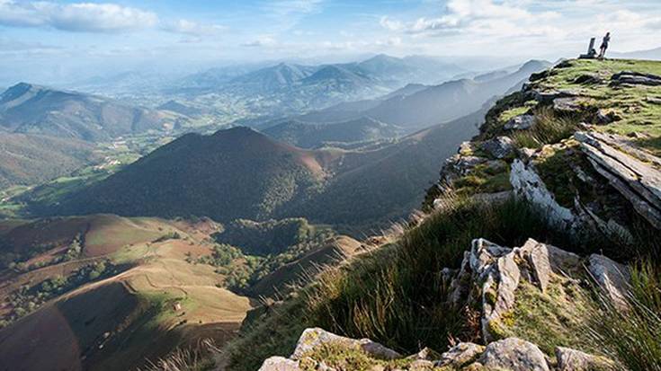 Iparlara joko du Indamendik asteburu honetan