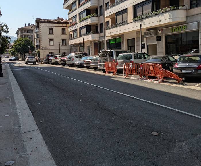 Artzubia etorbidea itxita egongo da astelehen goizean trafikoarentzat